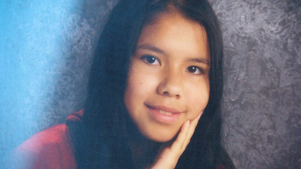 Tina Fontaine&#39;s portrait sits on an end table at her <b>aunt Thelma</b> Favel&#39;s <b>...</b> - a81